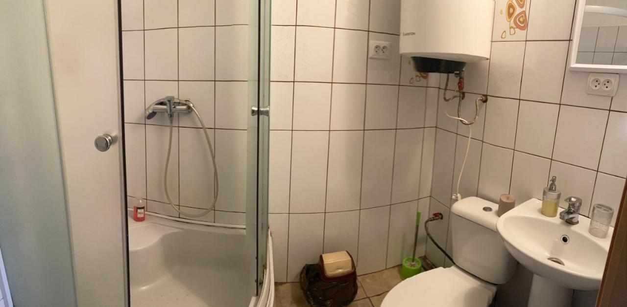 Close By Ploscha Rynok Apartman Lviv Kültér fotó